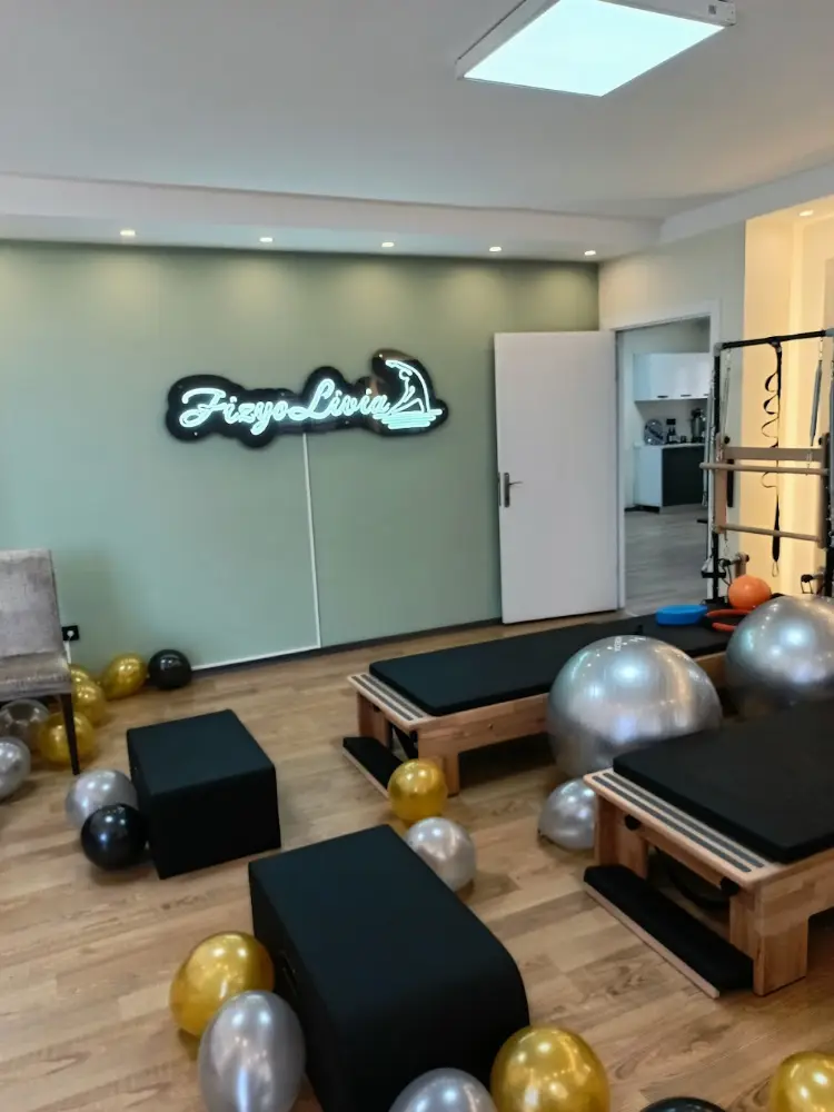 FizyoLivia Fizyoterapi & Pilates — Fizyoterapistler, Ataşehir · fotoğraf 3
