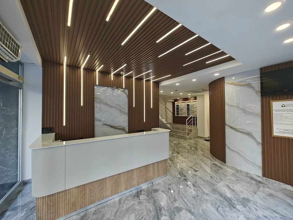 Özel Öz İstanbul Tıp Merkezi — Fizyoterapistler, Bağcılar · fotoğraf 1