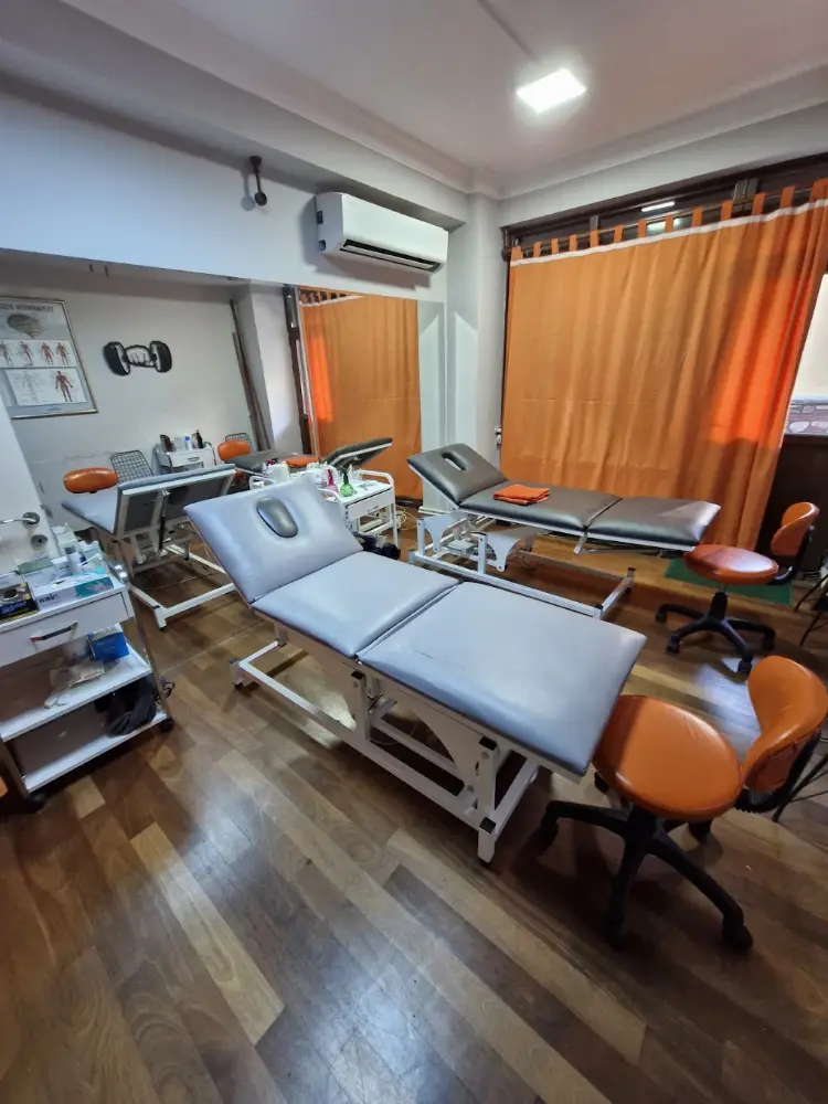 FİZYOROYAL — Fizyoterapistler, Ataşehir · fotoğraf 4