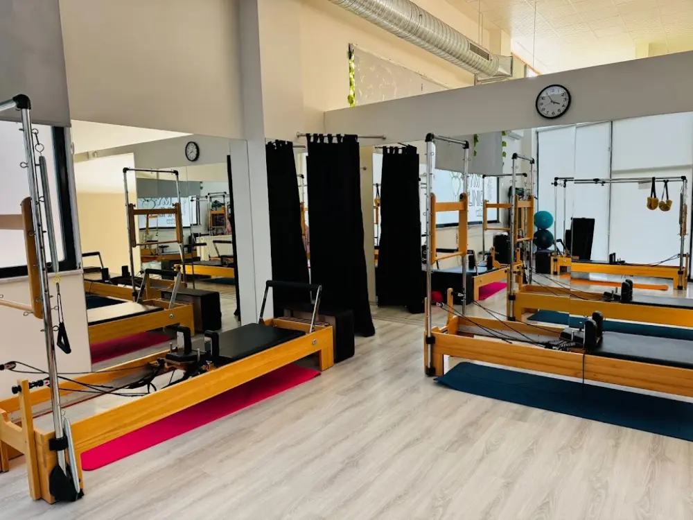 Gym-Clinic Wellness Pilates — Fizyoterapistler, Bağcılar · fotoğraf 2