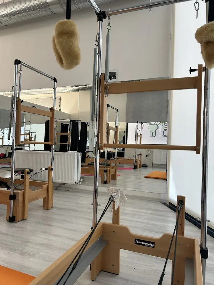 Gym-Clinic Wellness Pilates — Fizyoterapistler, Bağcılar · fotoğraf 3