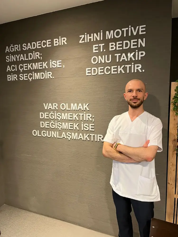 Fizyoterapist Ahmet Han Aydın — Fizyoterapistler, Bağcılar · fotoğraf 2