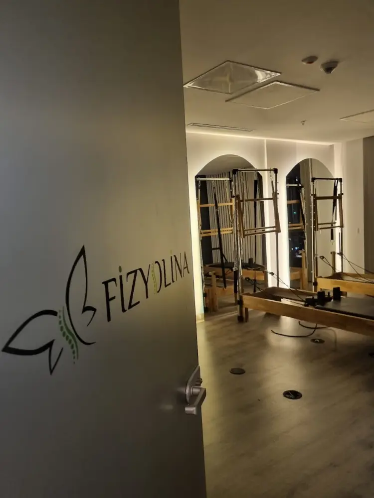 Fizyolina Fizik Tedavi Merkezi — Fizyoterapistler, Bakırköy · fotoğraf 2