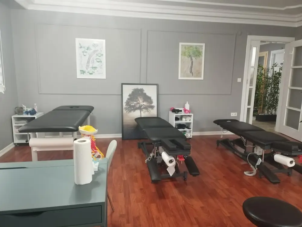 Atlas Rehab Center — Fizyoterapistler, Bakırköy · fotoğraf 3