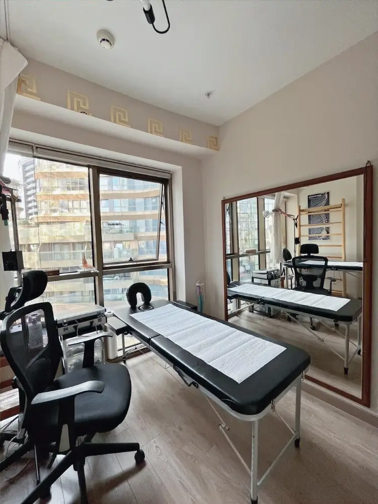 Fizyonef Fizik Tedavi & Reformer Pilates Merkezi — Fizyoterapistler, Bakırköy · fotoğraf 2