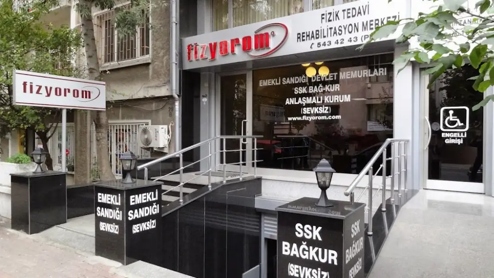 Fizyorom Fizik Tedavi Rehabilitasyon Merkezi — Fizyoterapistler, Bakırköy · fotoğraf 2