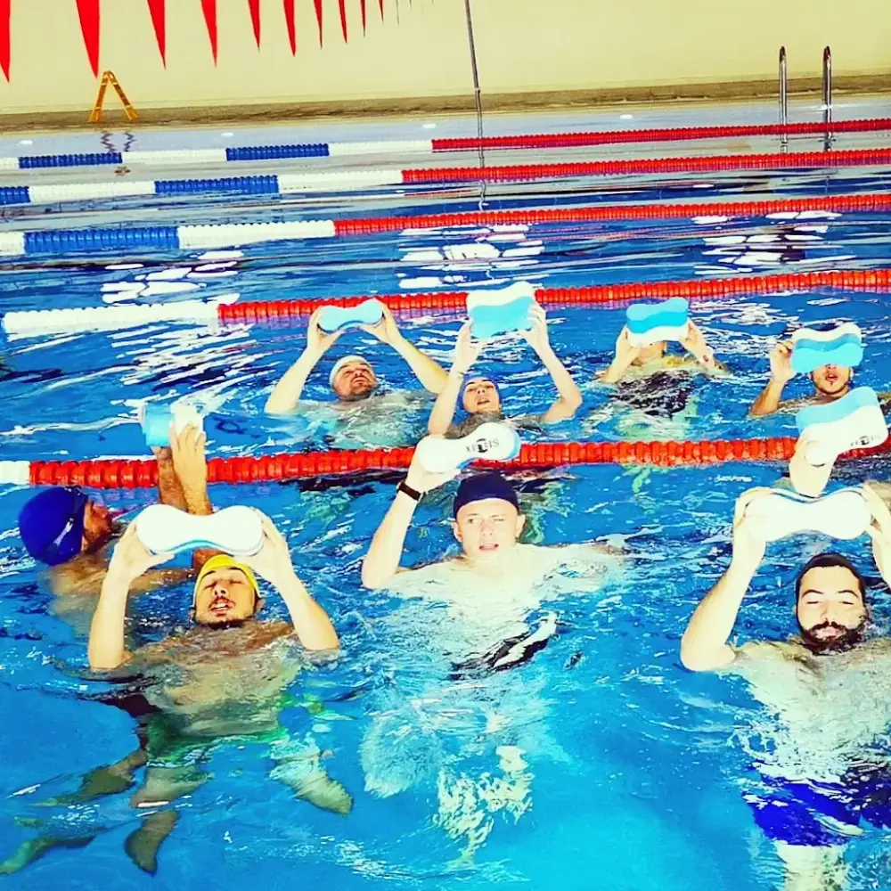 Düzce Üniversitesi Kapalı Yüzme Havuzu — Yüzme Havuzları, Merkez · fotoğraf 2