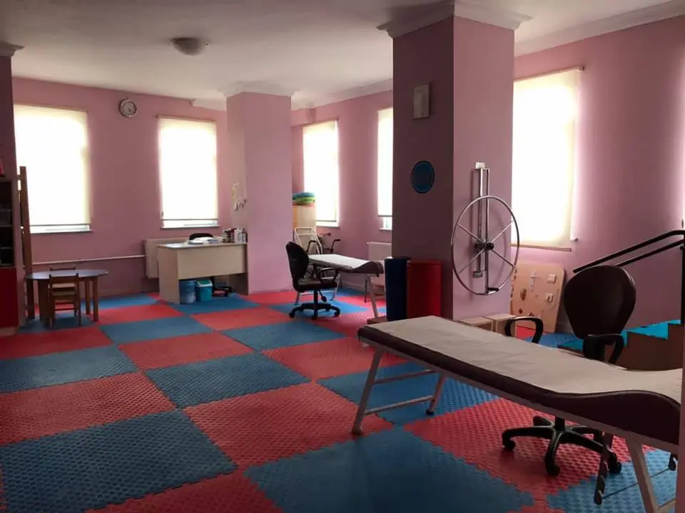 Özel Bağımsız Yaşam Özel Eğitim Kurumları ve Rehabilitasyon Merkezi — Fizyoterapistler, Gaziosmanpaşa · fotoğraf 2