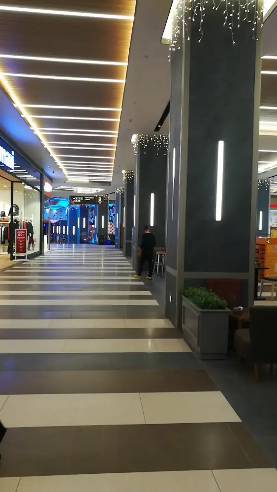 Avşar Sinema / Kartal İstMarina Avşar — Sinemalar, Kartal · fotoğraf 2