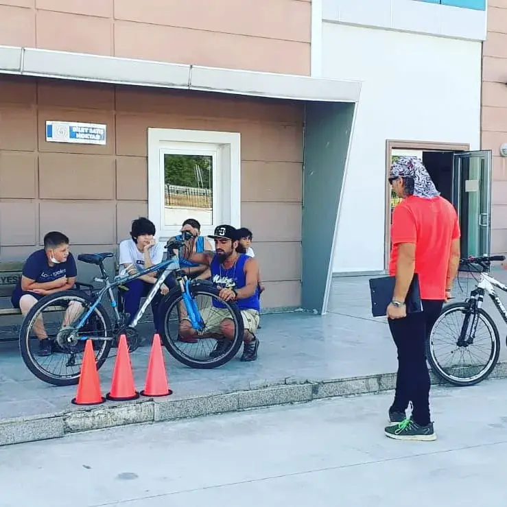 Düzce Gençlik ve Spor İl Müdürlüğü Yüzme Havuzu — Yüzme Havuzları · fotoğraf 5