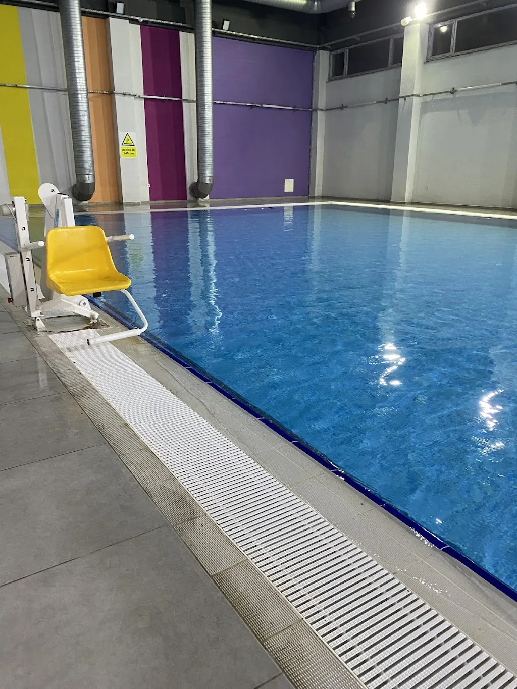 GÖNÜL AYDEMİR SPOR KOMPLEKSİ — Yüzme Havuzları · fotoğraf 1