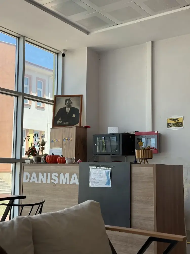 GÖNÜL AYDEMİR SPOR KOMPLEKSİ — Yüzme Havuzları · fotoğraf 3