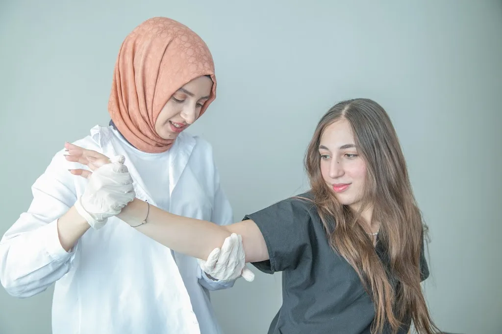 Fizyowell Fizyoterapi — Fizyoterapistler, Beşiktaş · fotoğraf 1