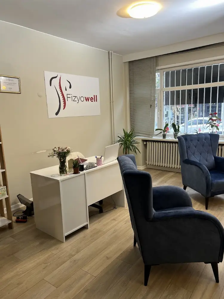 Fizyowell Fizyoterapi — Fizyoterapistler, Beşiktaş · fotoğraf 2