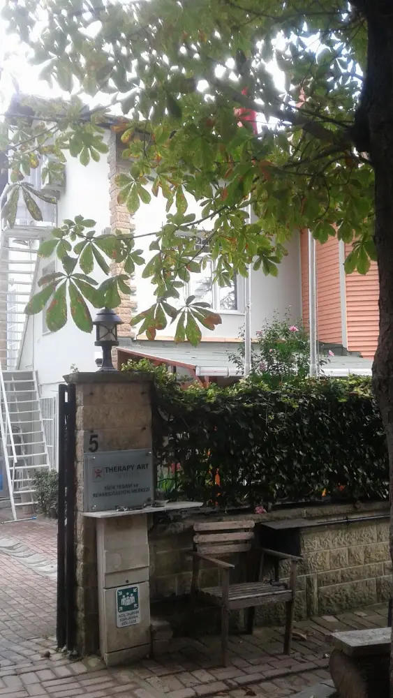 Therapy Art Center — Fizyoterapistler, Beşiktaş · fotoğraf 4