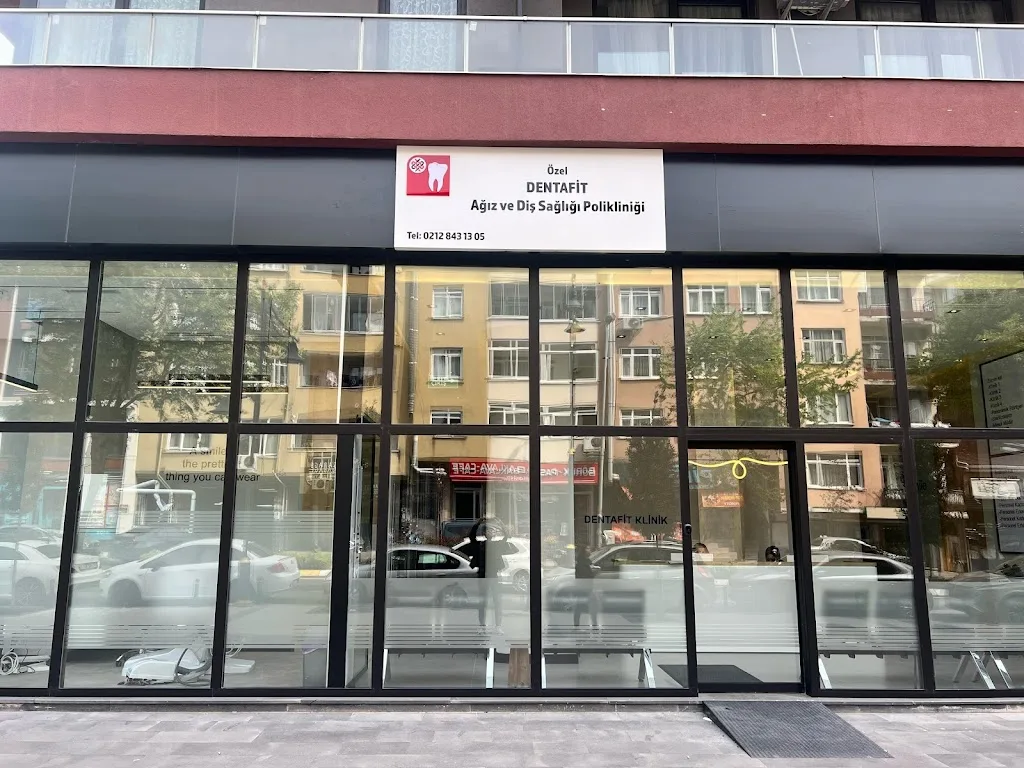 Özel Dentafit Ağız ve Diş Sağlığı Polikliniği — Diş Hekimleri, Kağıthane · fotoğraf 1