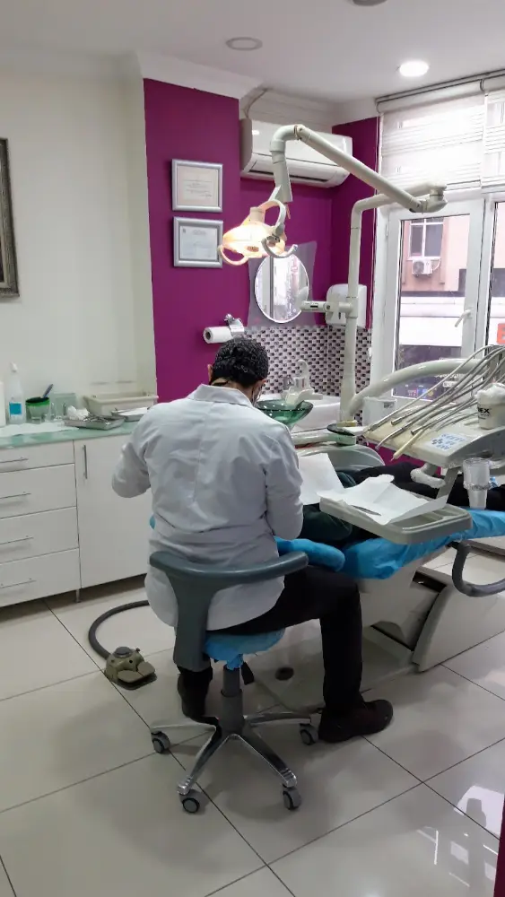Özel Livadent Ağız ve Diş Sağlığı Polikliniği — Diş Hekimleri, Kağıthane · fotoğraf 4