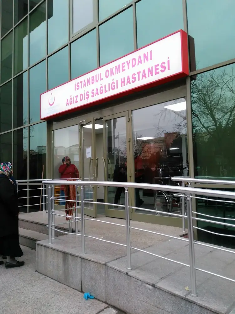İstanbul Okmeydanı Ağız ve Diş Sağlığı Hastanesi — Diş Hekimleri, Kağıthane · fotoğraf 2