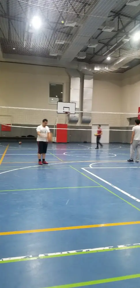 Kilis Beşevler Spor Salonu — Yüzme Havuzları, Merkez · fotoğraf 2