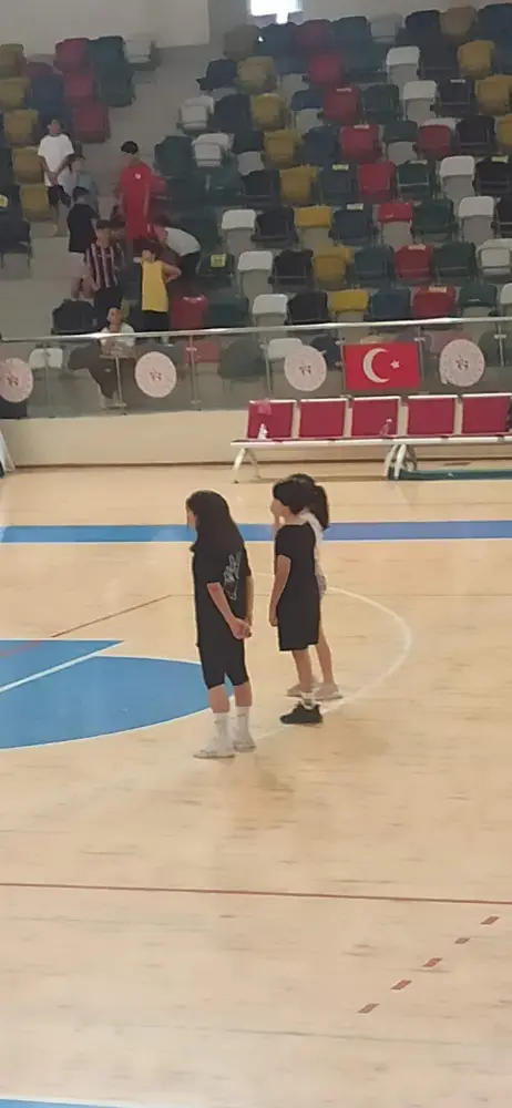 Kilis Beşevler Spor Salonu — Yüzme Havuzları, Merkez · fotoğraf 5