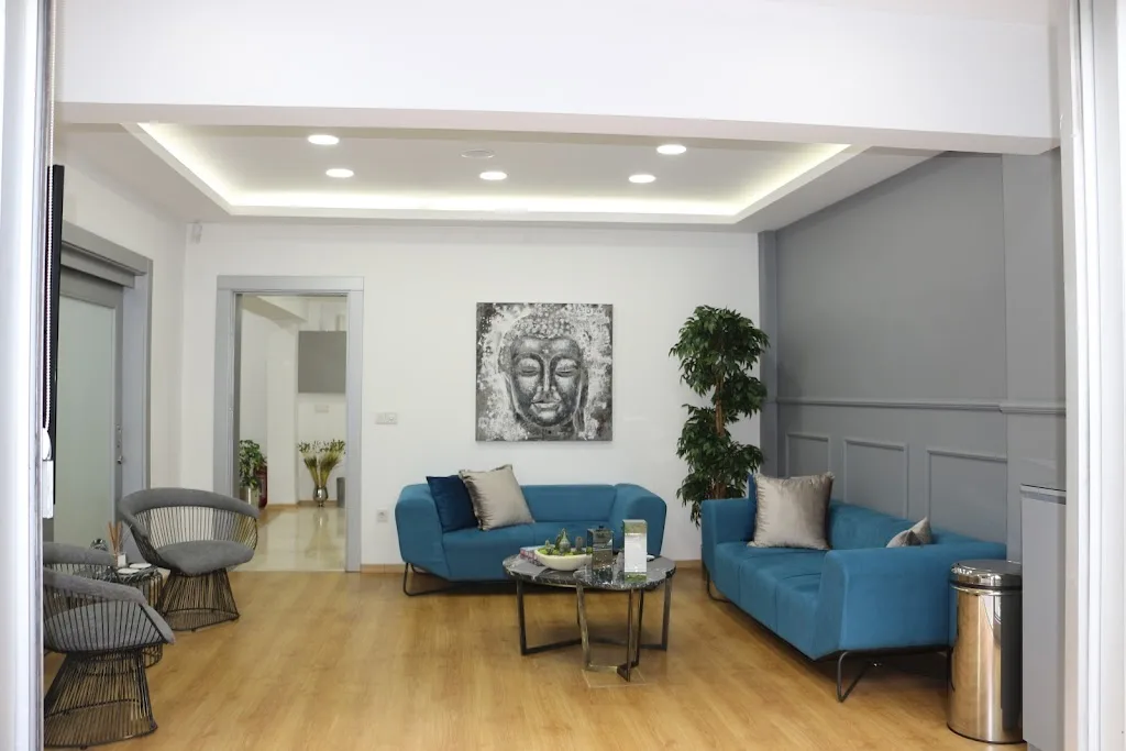 Uzm.Diş Dr. Gözde ALEMDAR - Dentinlevent — Diş Hekimleri, Beşiktaş · fotoğraf 1