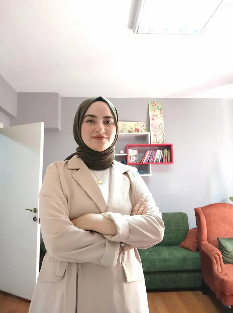 Psikolojik Danışman Aslı Salman Aile Danışmanı- Çift Terapisi, Çocuk Ergen Yetişkin danışmanlık, Dil terapisi-Oyun Terapisi — Psikologlar, Avcılar · fotoğraf 2