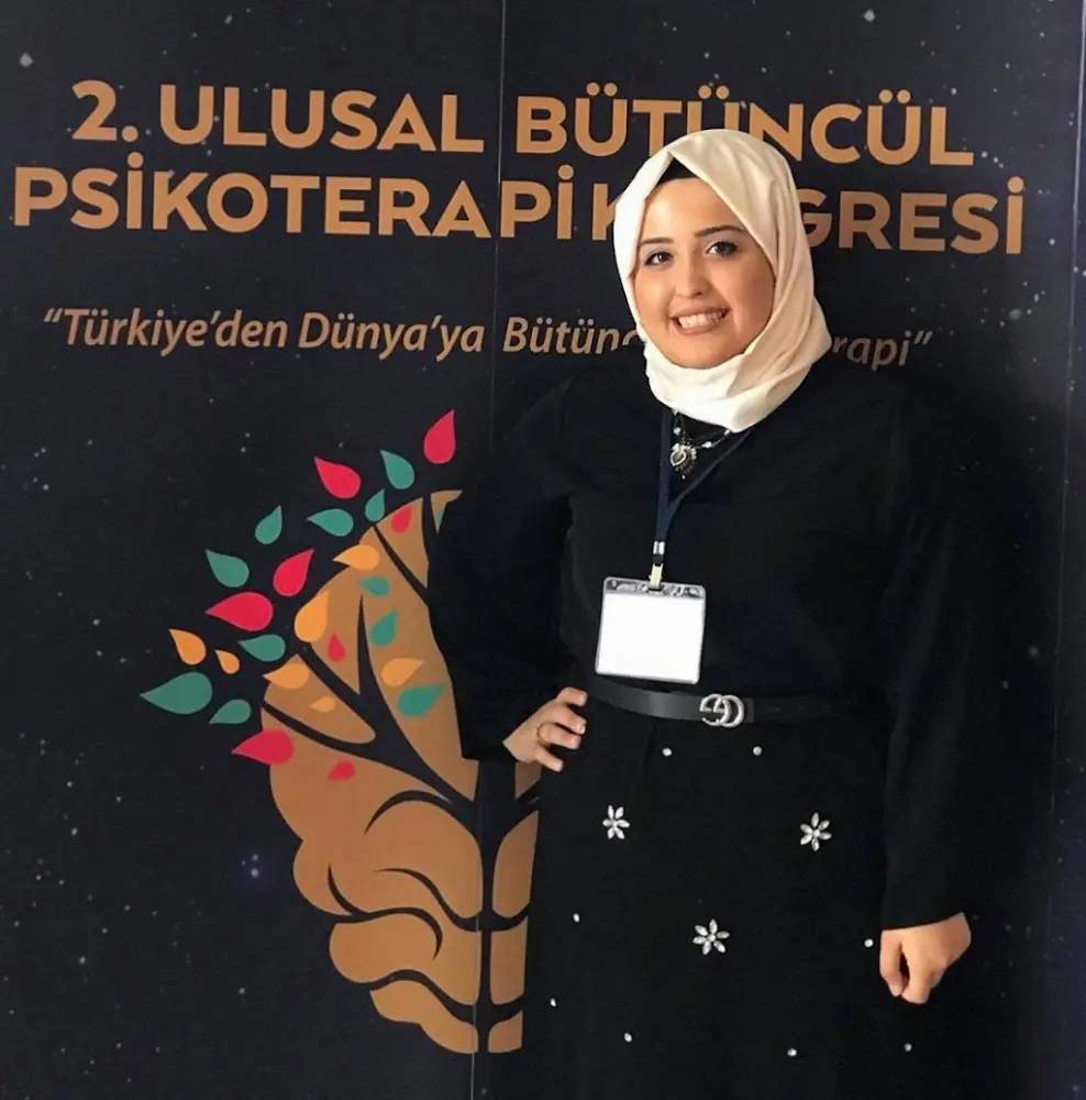 Psikolog Nazlı Melek AKÇA — Psikologlar, Avcılar · fotoğraf 4