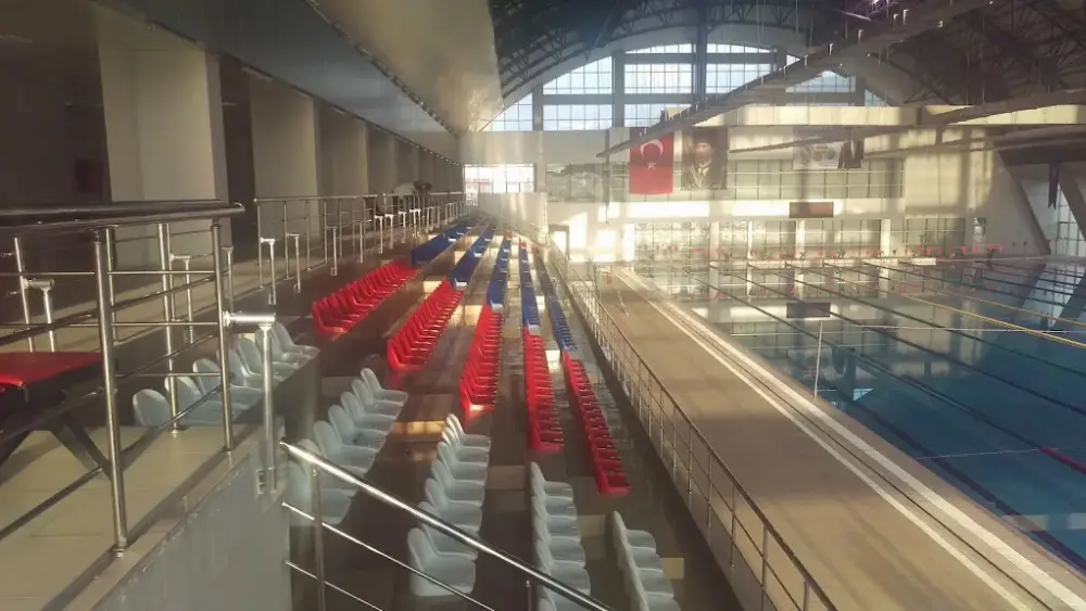 Gençlik Spor Bakanlığı Karabük Yüzme Havuzu — Yüzme Havuzları · fotoğraf 4