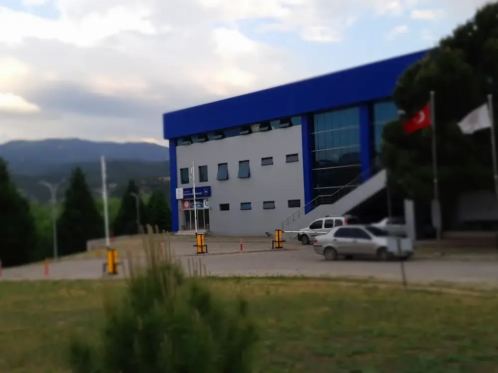 Gençlik Spor Bakanlığı Karabük Yüzme Havuzu — Yüzme Havuzları · fotoğraf 5