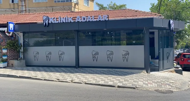 Klinik Adalar Ağız ve Diş Sağlığı Merkezi — Diş Hekimleri, Kartal · fotoğraf 1
