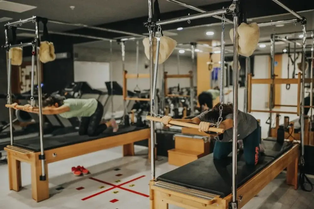 Slim Fit Fitness & Life Center — Yüzme Havuzları, Merkez · fotoğraf 2