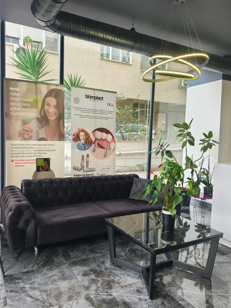 Özel İDentik Ağız Ve Diş Sağlığı Polikliniği | Bağdat Dental Clinic — Diş Hekimleri, Kadıköy · fotoğraf 4