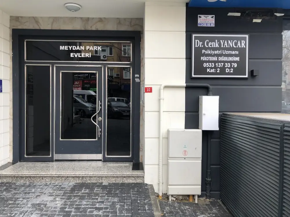 Uzm. Dr. Cenk Yancar — Psikologlar, Bağcılar · fotoğraf 2