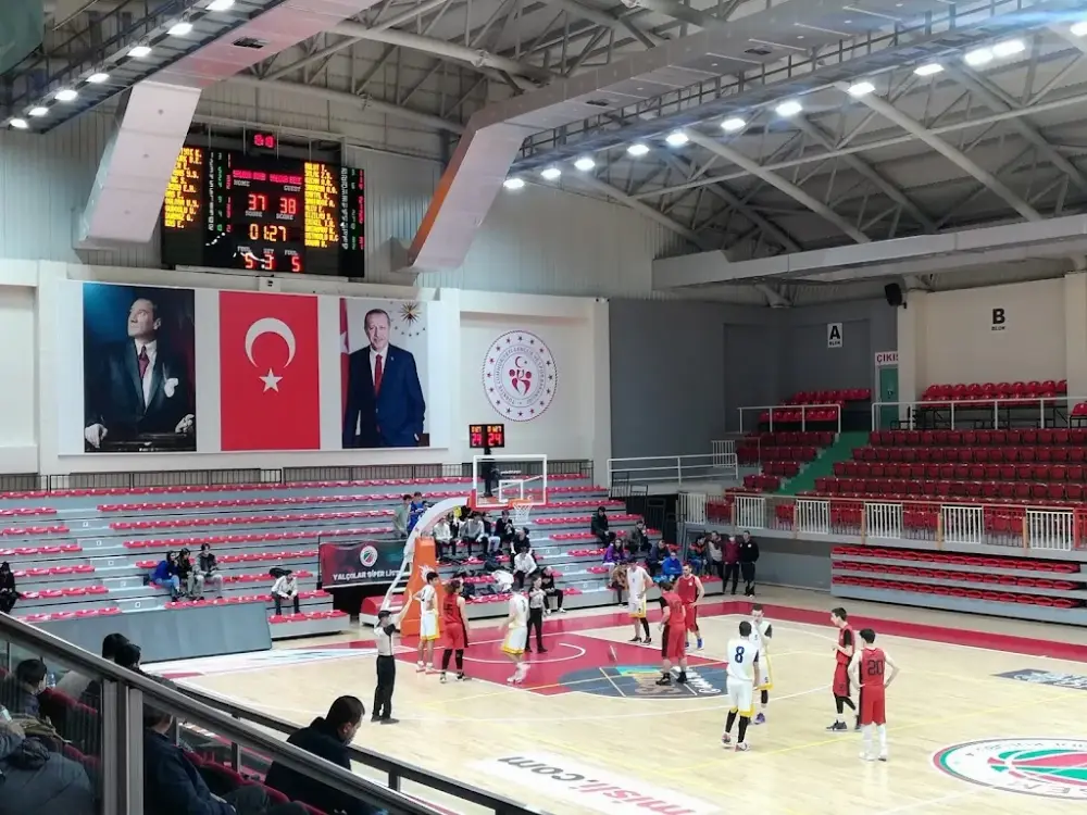 Yalova Kapalı Yüzme Havuzu — Yüzme Havuzları, Merkez · fotoğraf 4