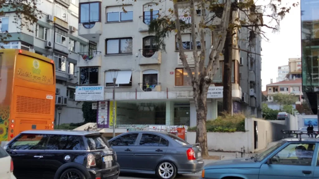 Dr. Recep Atalay Diş Hekimi — Diş Hekimleri, Kadıköy · fotoğraf 1
