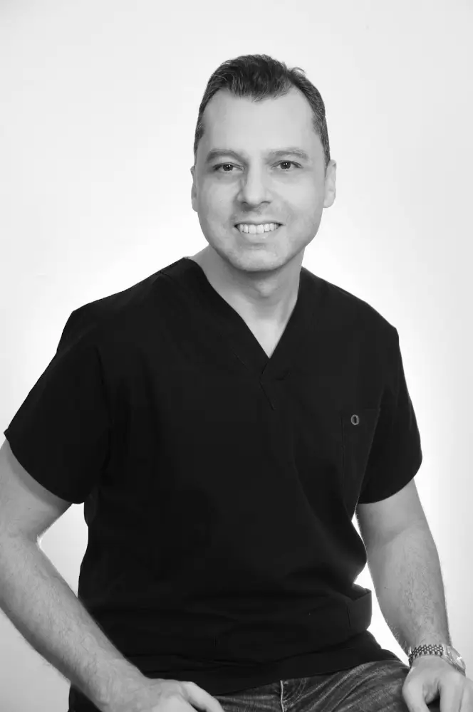 Diş Hekimi Prof. Dr. Umut Çakan — Diş Hekimleri, Kadıköy · fotoğraf 2