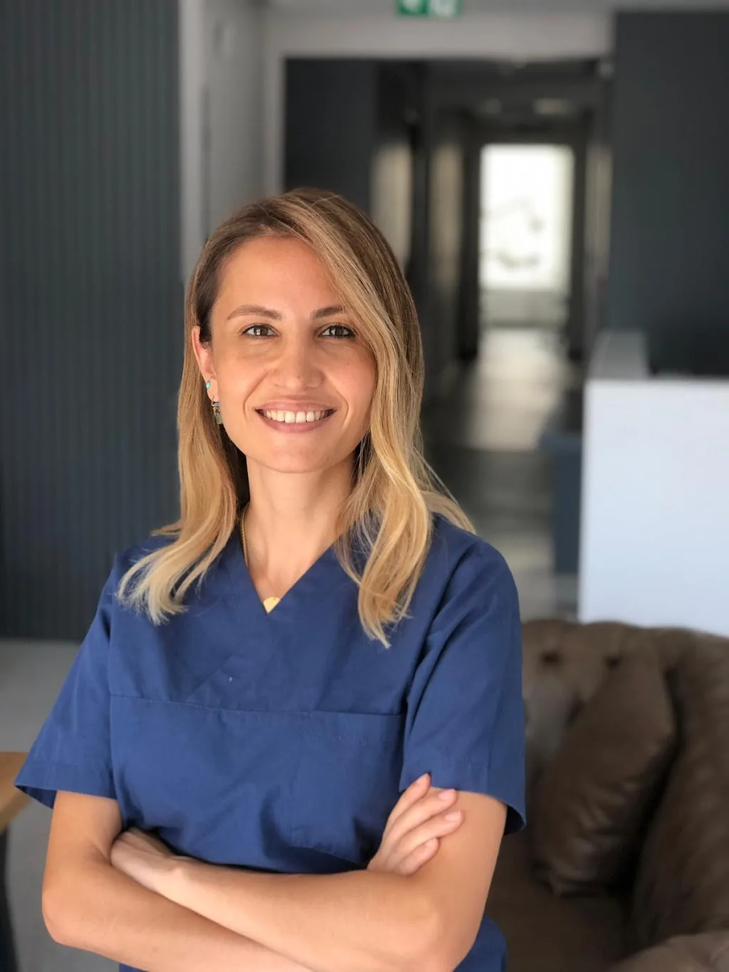 İstanbul Diş Hekimi-Dr. Dt. Ayşegül Mekikoğlu — Diş Hekimleri, Kadıköy · fotoğraf 1
