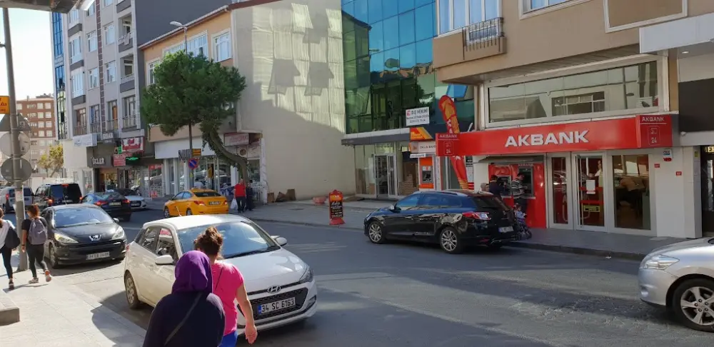 Ataşehir Diş Hekimi Nurdan Seyhan Sözen — Diş Hekimleri, Ataşehir · fotoğraf 4