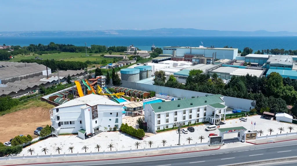 Aqua Marinn Hotel - Aqua Park - Spa - Wellness