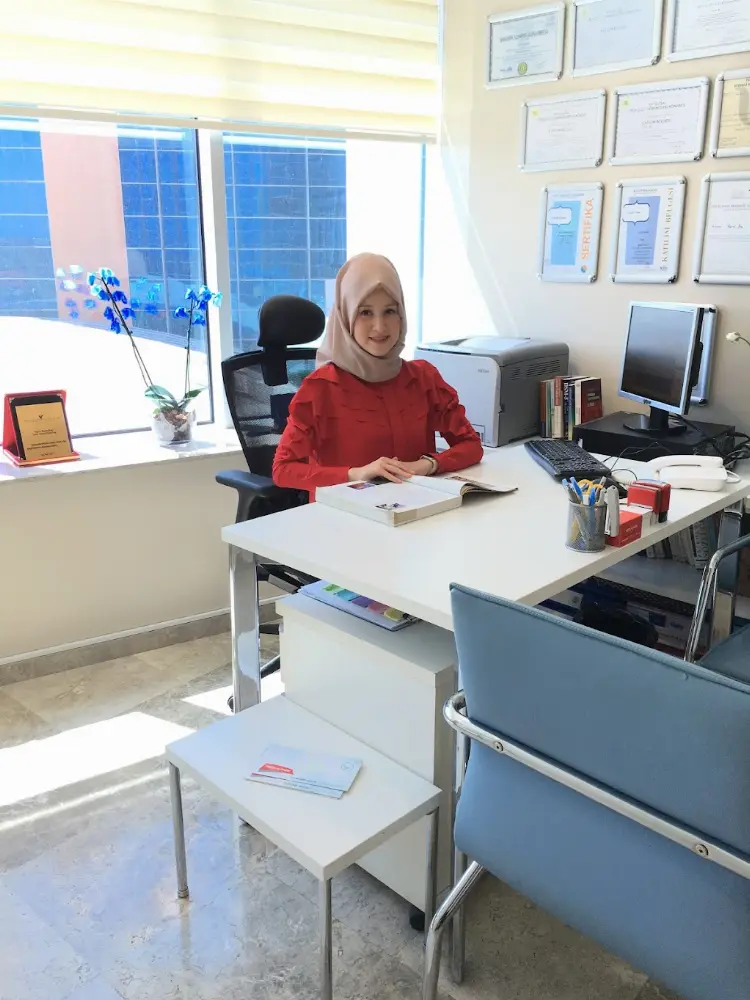 Berra Baş (Uzman Klinik Psikolog, Lisanslı Psikoterapist). İstanbul Bahçelievler — Psikologlar, Bahçelievler · fotoğraf 3