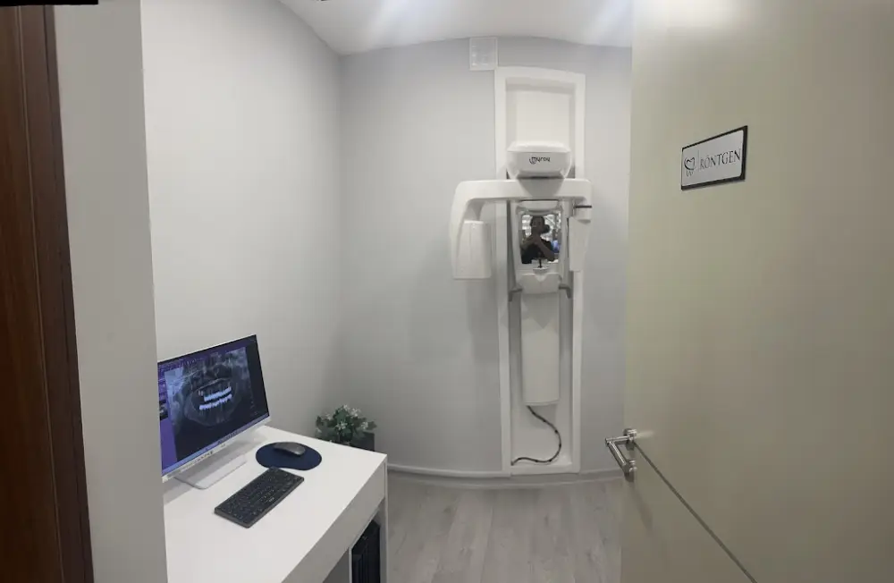 Diş Hekimi Profesör Doktor Cemal Yeşilyurt — Diş Hekimleri, Ataşehir · fotoğraf 4