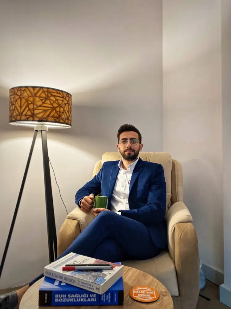 Psikolog Abdulkadir Güngör, Bakırköy Tavsiye Edilen Psikolog, Bireysel Terapi, Cinsel Terapi, Çift Terapisi,Bahçelievler — Psikologlar, Bahçelievler · fotoğraf 2