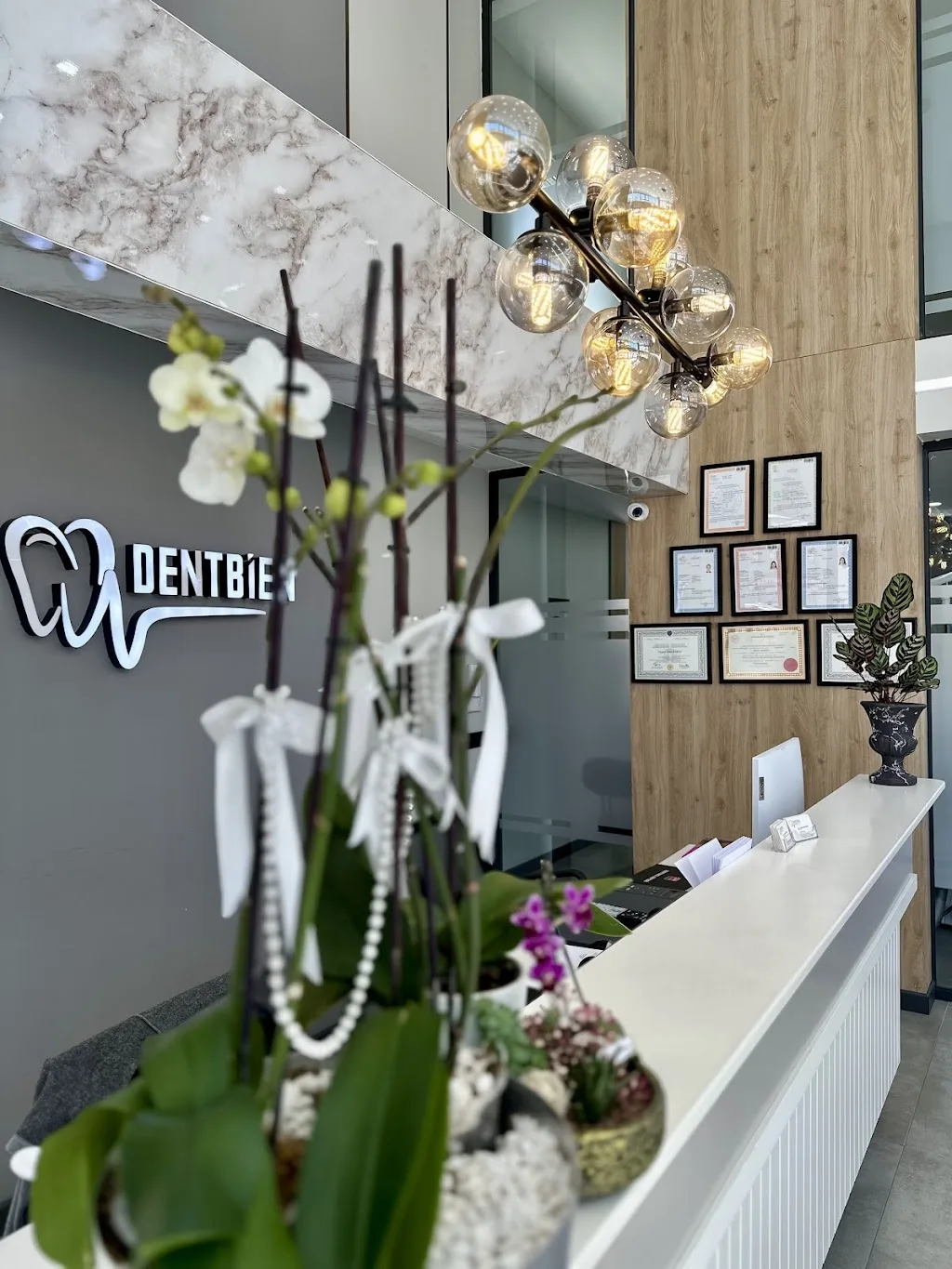 Periodontoloji Uzmanı Bahar Asıltürk/ Diş eti hastalıkları ve cerrahisi uzmanı/ Ataşehir implant uzman diş hekimi — Diş Hekimleri, Ataşehir · fotoğraf 1
