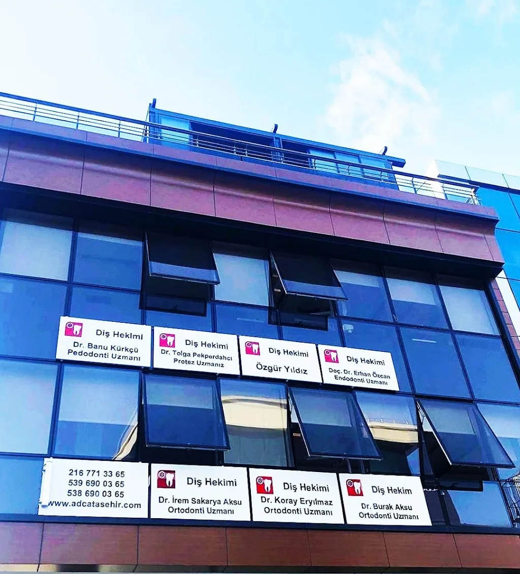 Ortodonti Uzmanı Dr Dt Koray Eryılmaz — Diş Hekimleri, Ataşehir · fotoğraf 1