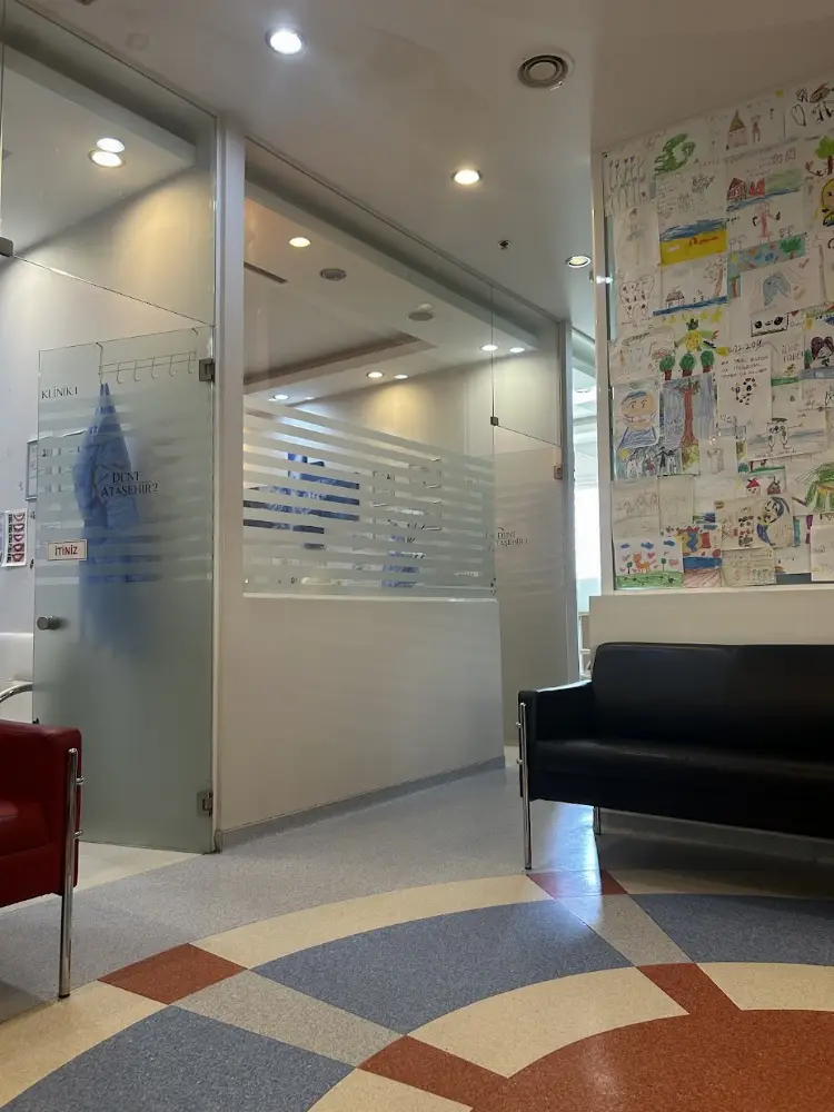Özel Ataşehir Diş Kliniği - Dent Ataşehir Ağız ve Diş Sağlığı Polikliniği — Diş Hekimleri, Ataşehir · fotoğraf 3