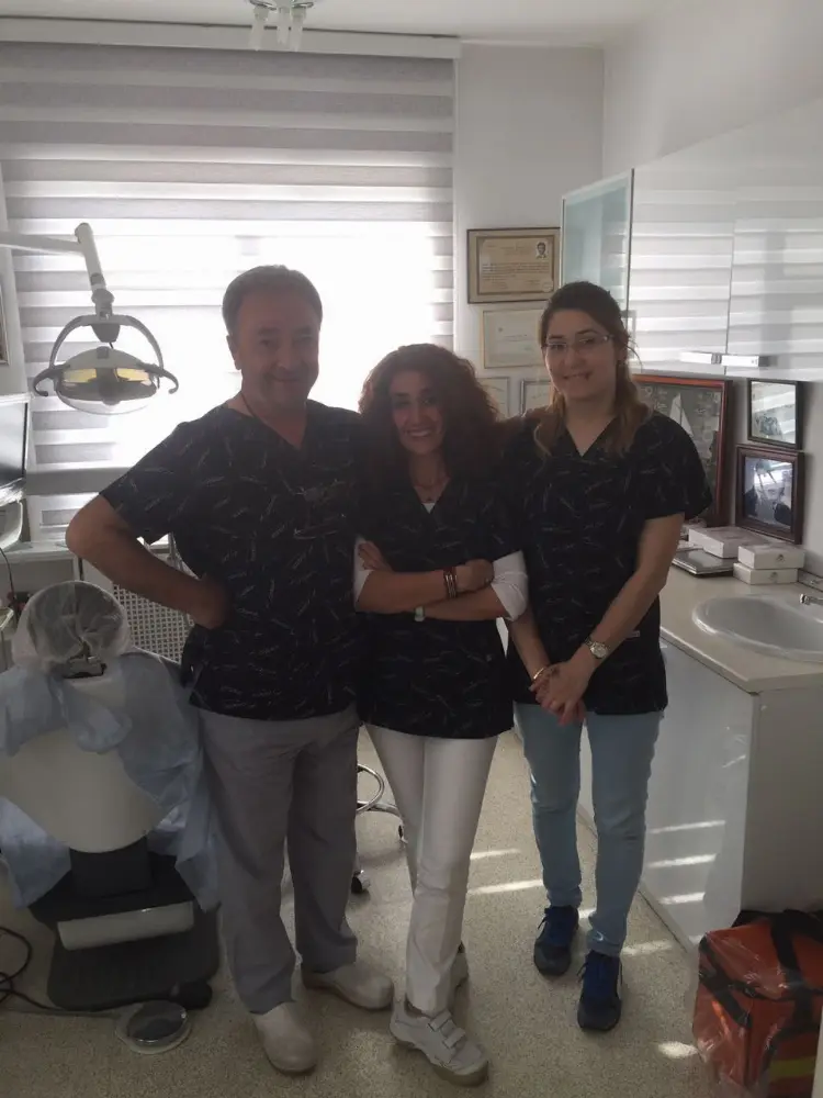 Diş Hekimi Dr. Turgut Turan — Diş Hekimleri, Ataşehir · fotoğraf 3