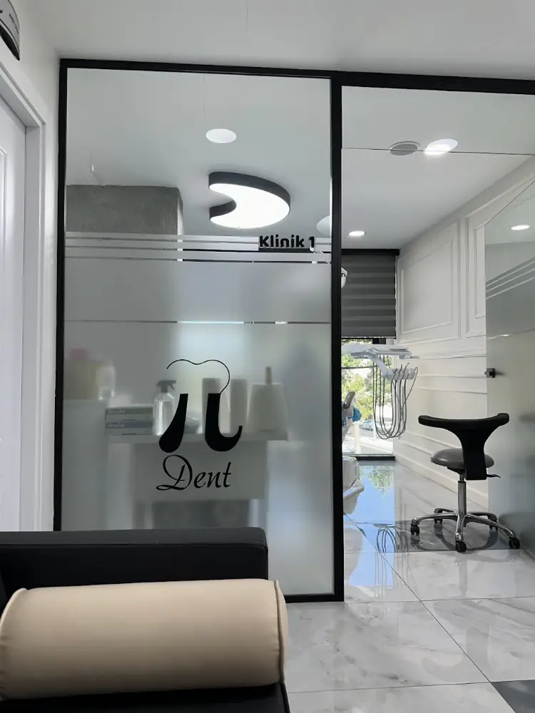 Pi Dent Ağız ve Diş Sağlığı Polikliniği Ataşehir ( Pident ) — Diş Hekimleri, Ataşehir · fotoğraf 3