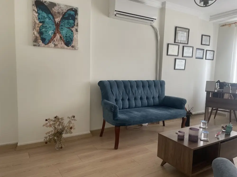 Uzman Psikolog Özge Akçay - Persona Psikolojik Danışmanlık Merkezi — Psikologlar, Gaziosmanpaşa · fotoğraf 2