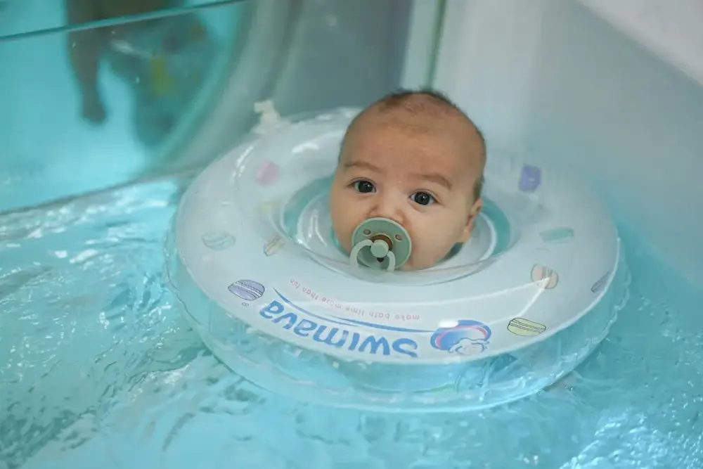 For -Me Gym & Luumi Baby Spa — Yüzme Havuzları, Çiftlikköy · fotoğraf 2