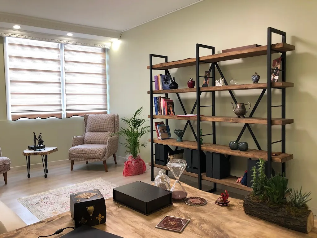 Defne Psikolojik Danışmanlık - Klinik Psikolog Buse Alamış Karlı — Psikologlar, Gaziosmanpaşa · fotoğraf 1